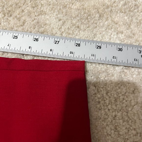 Black Halo Jumpsuit Size 6 Red Strapless Tapered Leg Pockets Evening or Workwear - Picture 10 of 12